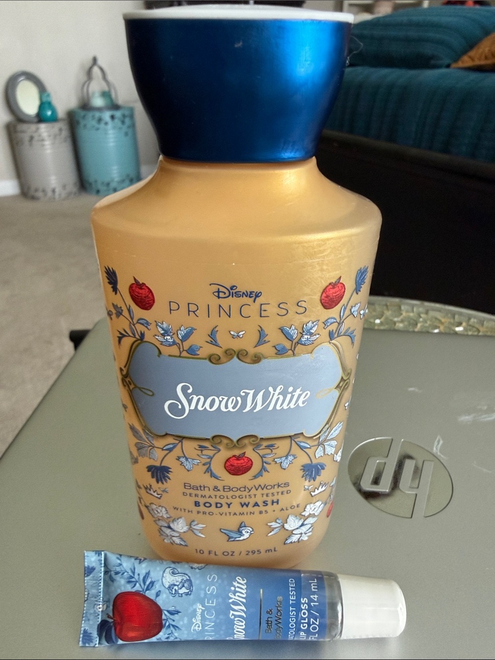 Bath & Body Works Disney Princess Snow White Gold & Blue Body Wash